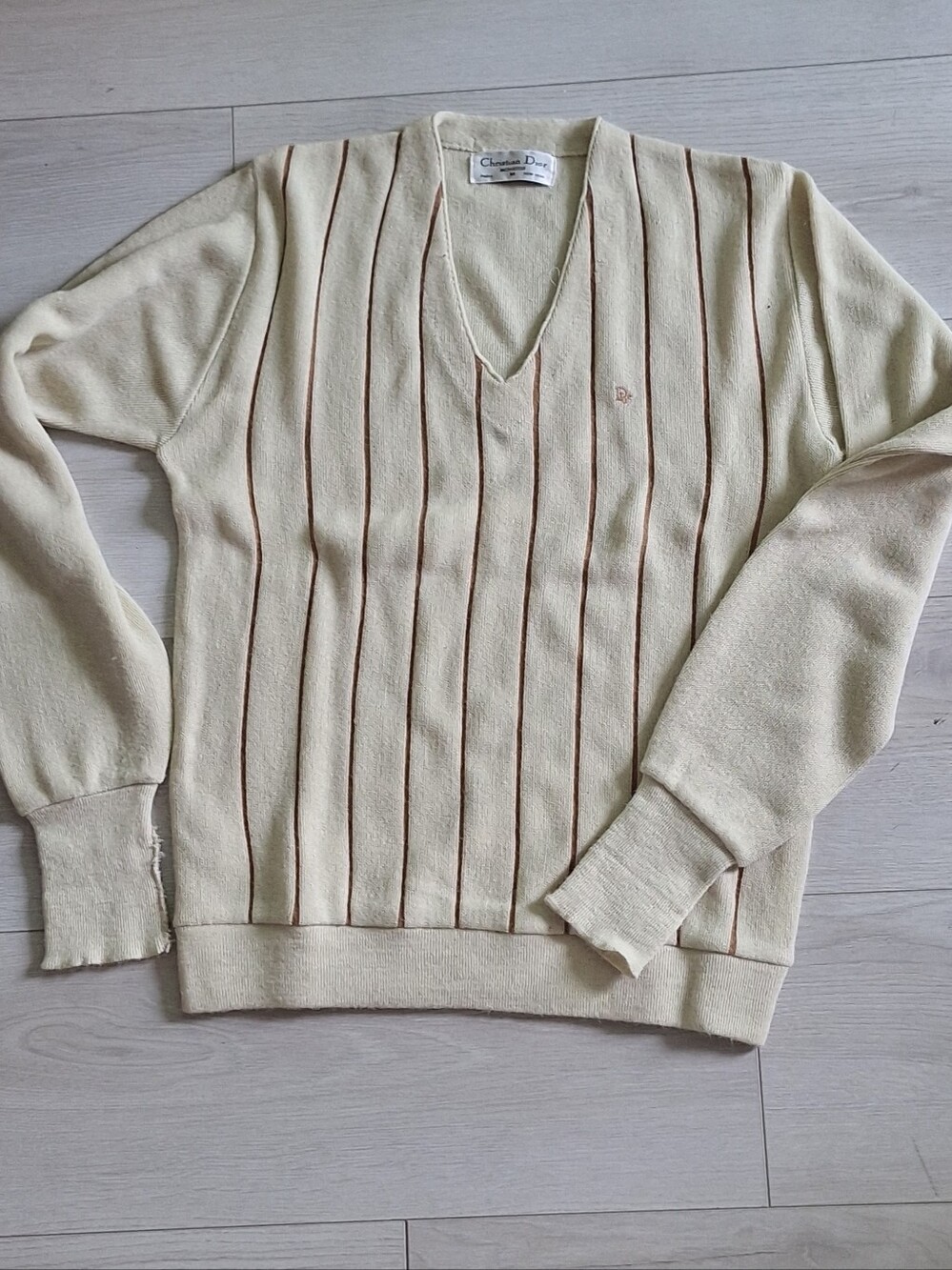 Christian Dior Monsieur V Neck Sweater Mens Medium Cream Orlon Vintage Pullover